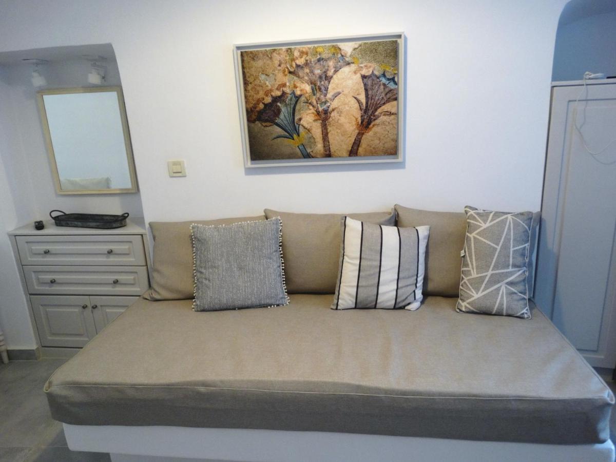 Yposkafo Suites - Studio - Santorini Fira  Luaran gambar