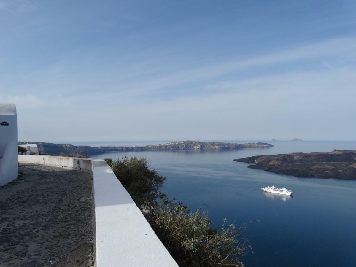 Yposkafo Suites - Studio - Santorini Fira  Luaran gambar