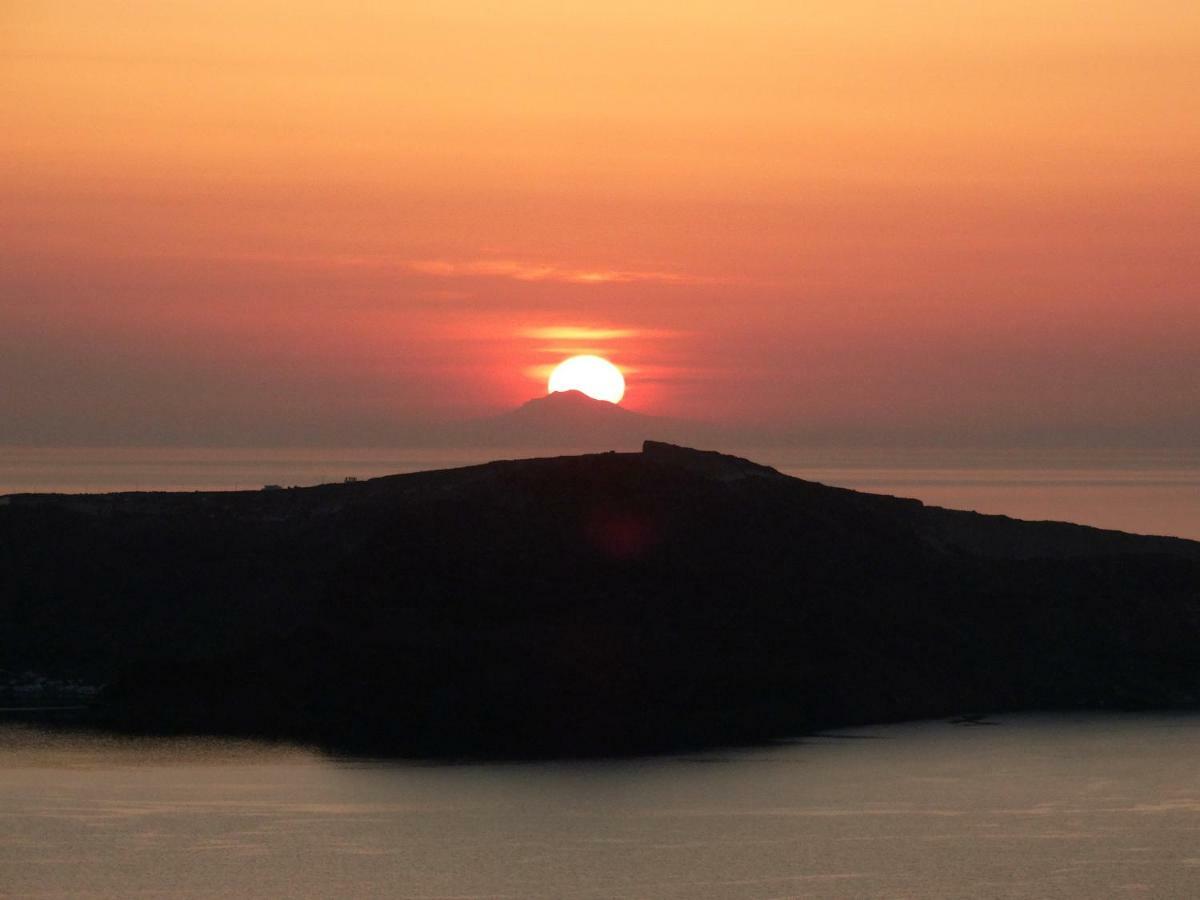 Yposkafo Suites - Studio - Santorini Fira  Luaran gambar